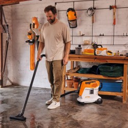 Stihl SEA 60 L - odkurzacz akumulatorowy