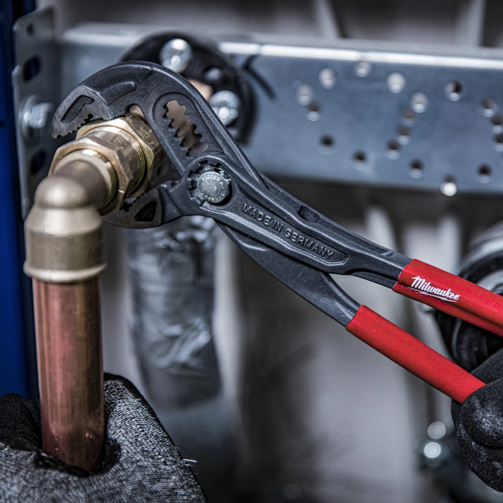 Wkrętarka Milwaukee M18 FUEL w akcji