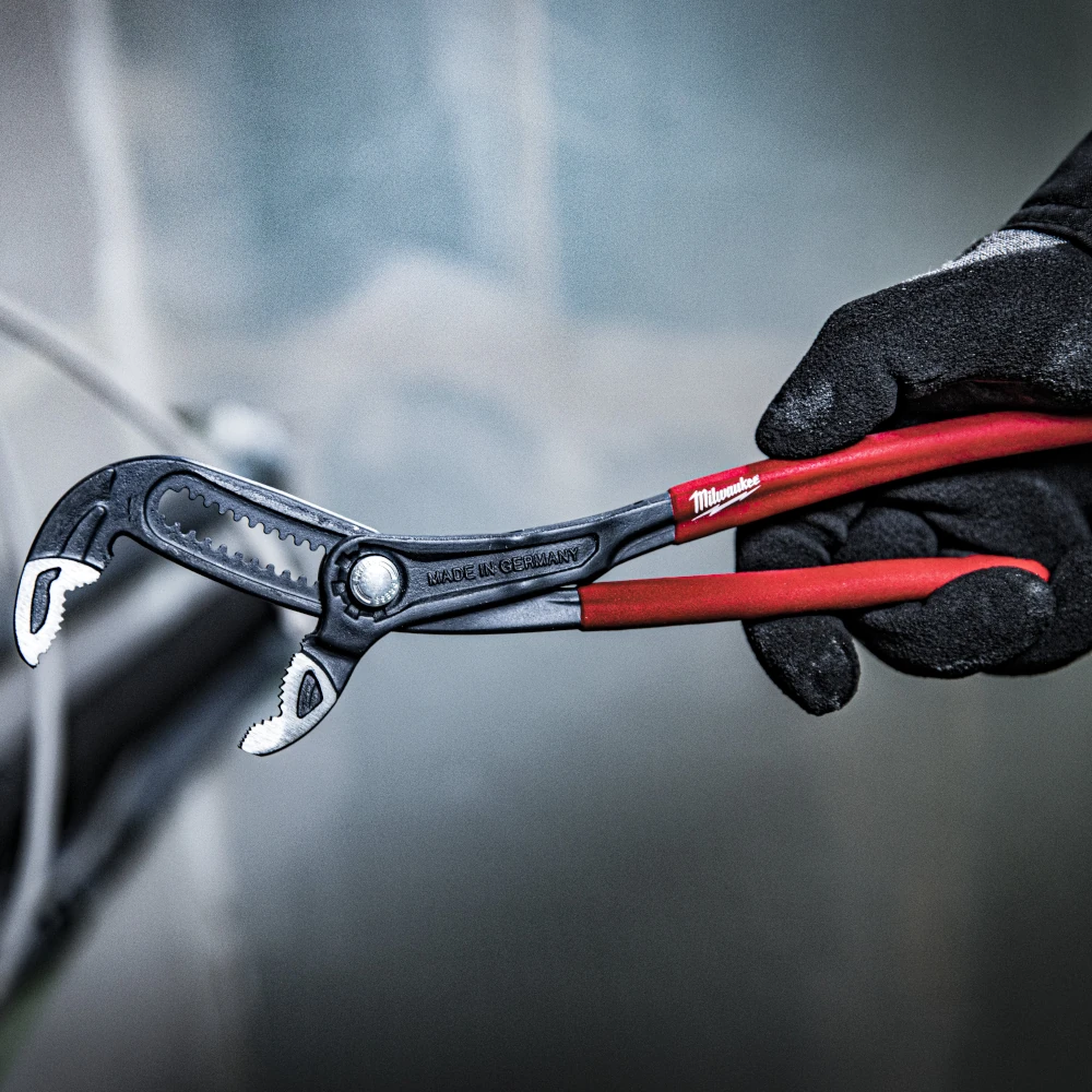 Wkrętarka Milwaukee M18 FUEL w akcji