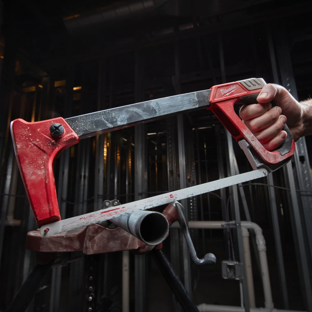 Wkrętarka Milwaukee M18 FUEL w akcji