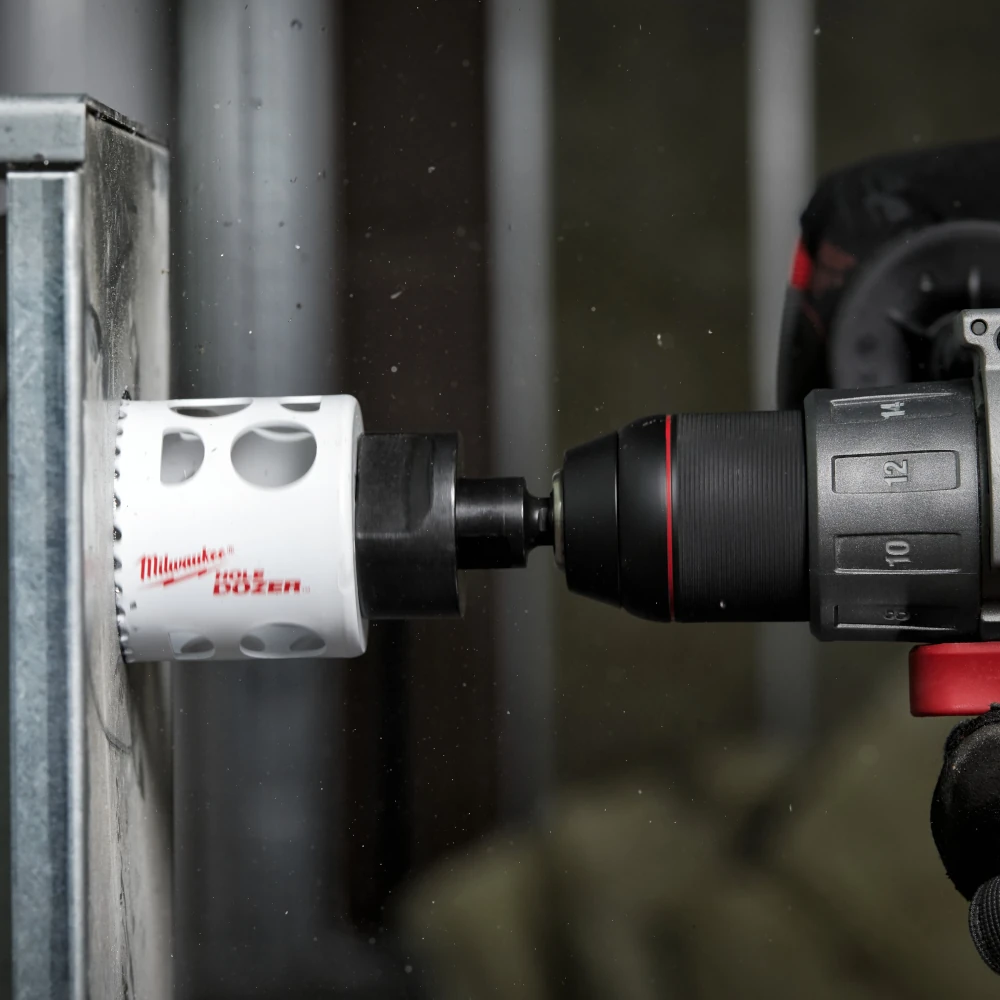 Wkrętarka Milwaukee M18 FUEL w akcji