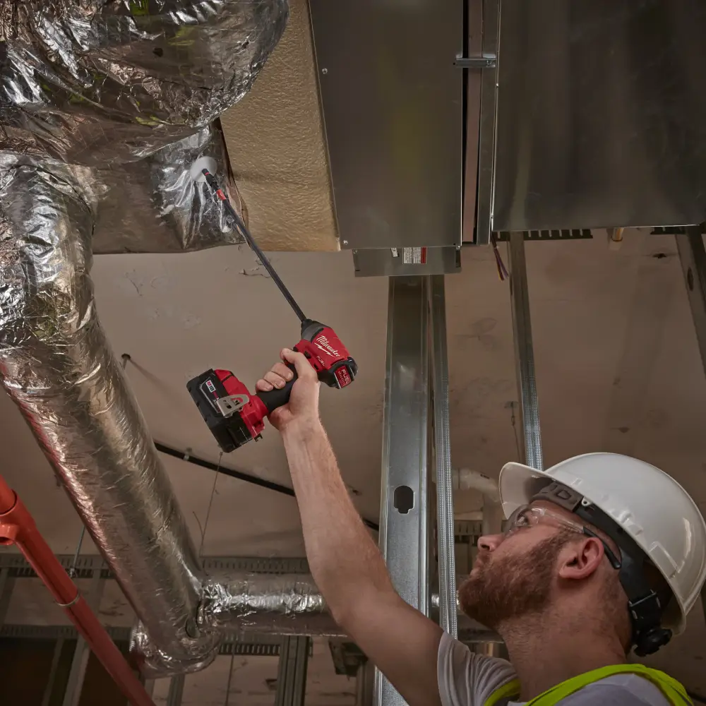 Wkrętarka Milwaukee M18 FUEL w akcji