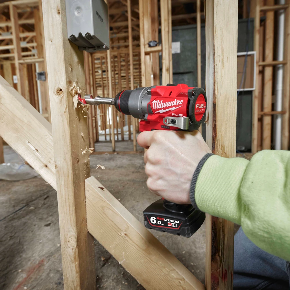 Wkrętarka Milwaukee M18 FUEL w akcji