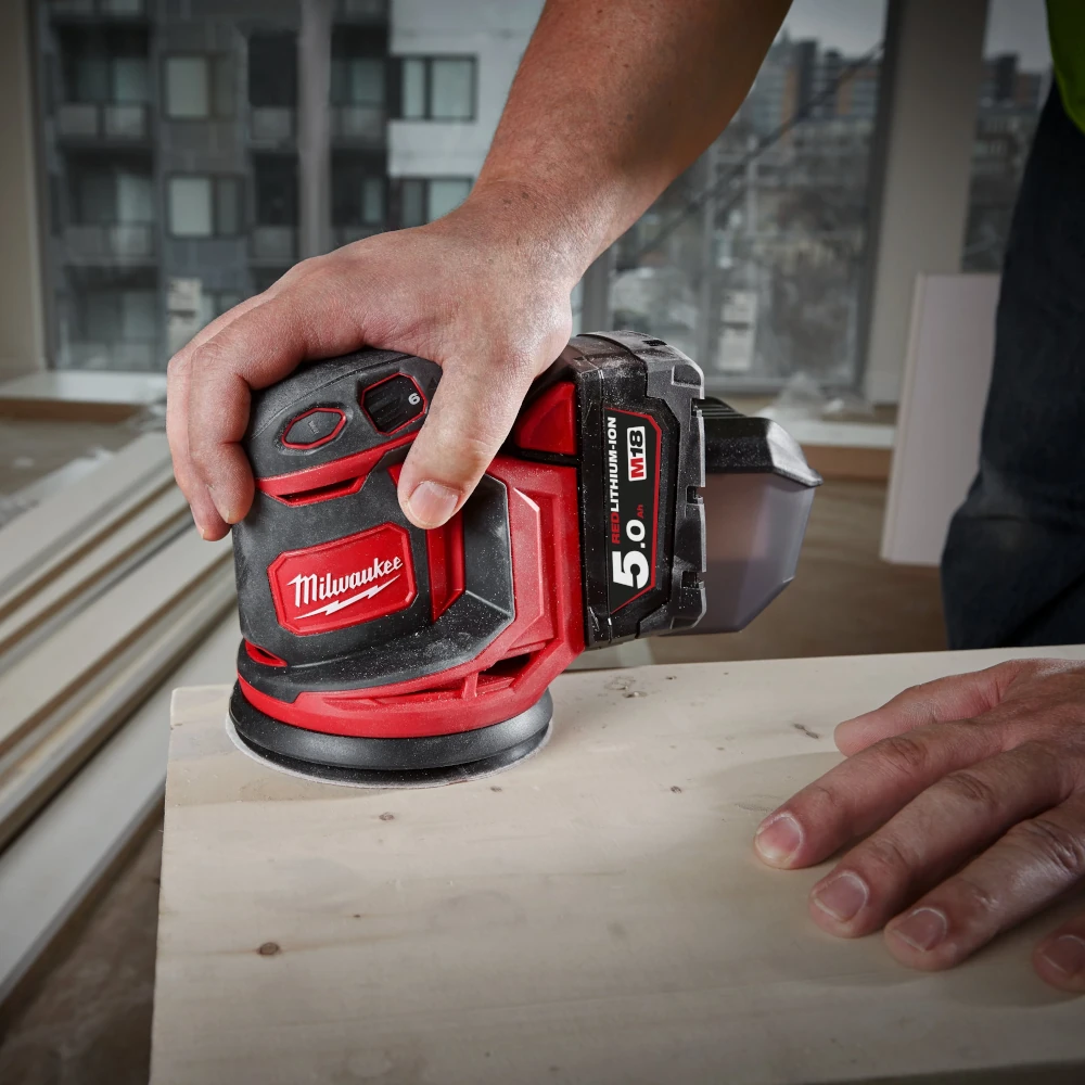 Wkrętarka Milwaukee M18 FUEL w akcji