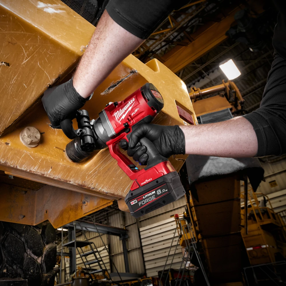 Wkrętarka Milwaukee M18 FUEL w akcji